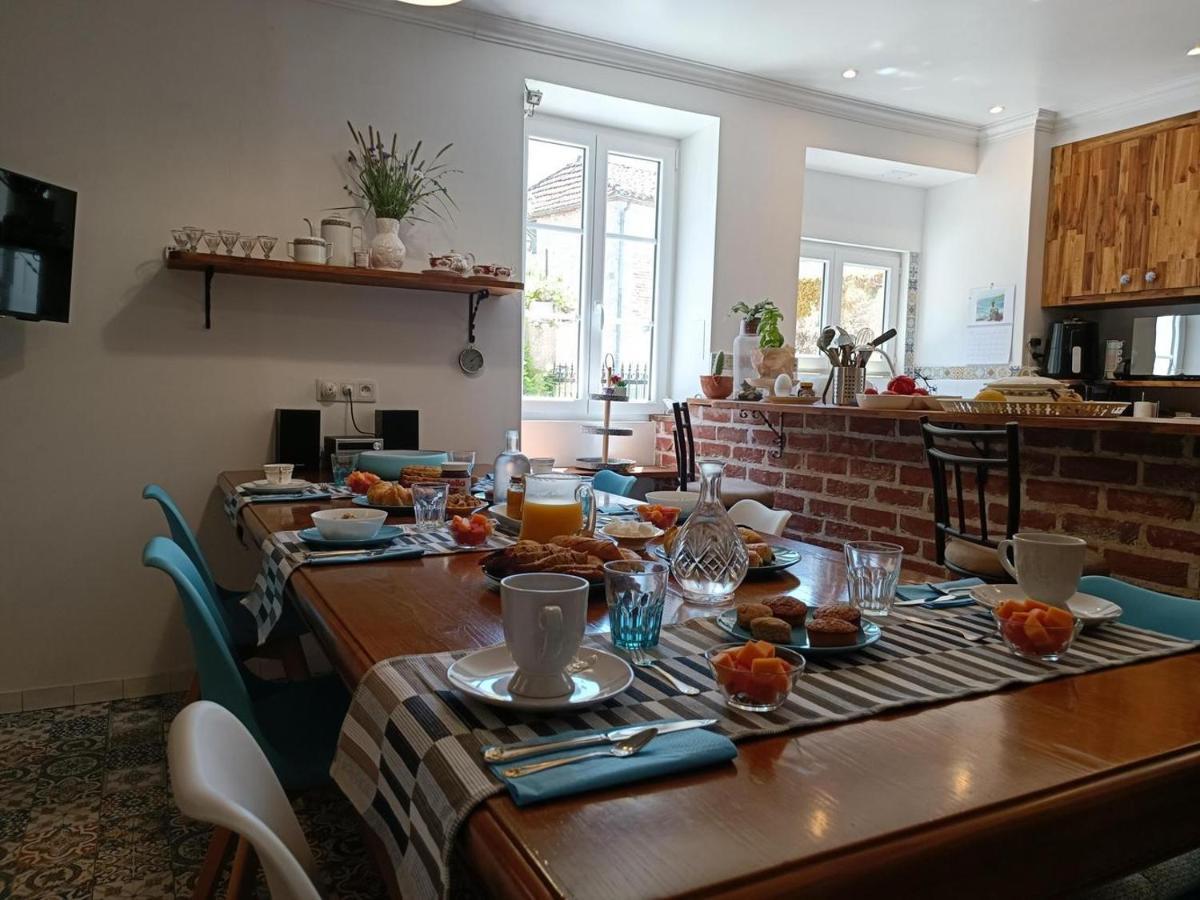 Maison Sur Le Lot Saint-Vincent-Rive-dʼOlt エクステリア 写真
